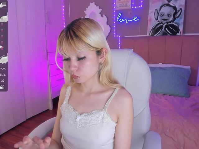 Live sex webcam photo for laukyubey #275566109