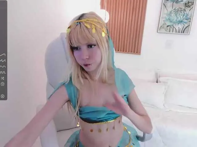 Live sex webcam photo for laukyubey #276597262