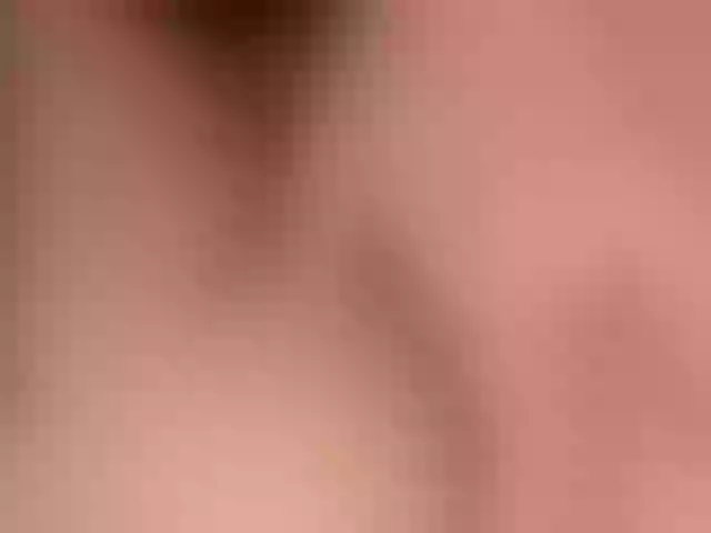 Live sex webcam photo for laura-hills18 #290144092