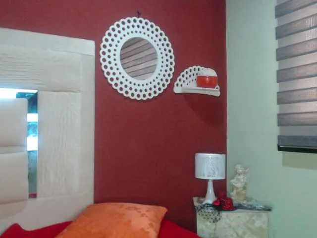 Live sex webcam photo for laura-smit #273517731