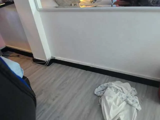 Live sex webcam photo for lauraltt #290274474