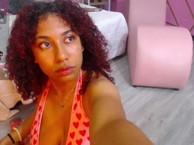 Live sex webcam photo for lauraltt #290597814