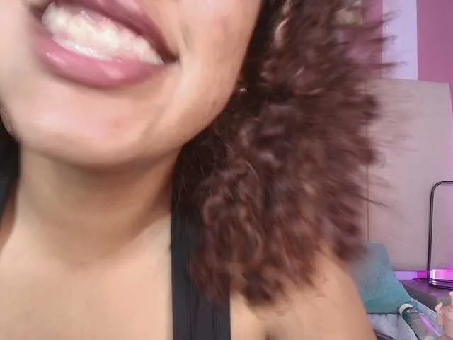 Live sex webcam photo for lauraltt #292137181