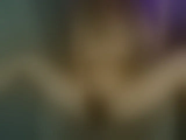Live sex webcam photo for lauramarti #293931993