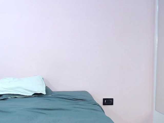 Live sex webcam photo for laurataylor #273923256