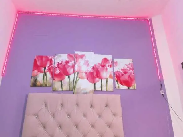 Live sex webcam photo for laurem-paulette #277511845