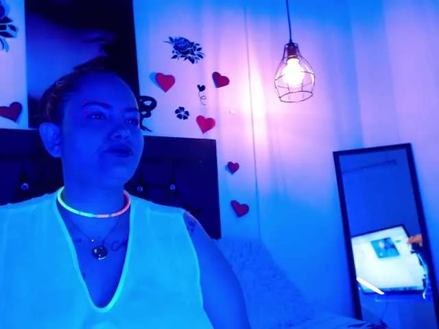 Live sex webcam photo for Lauren-b #272662766