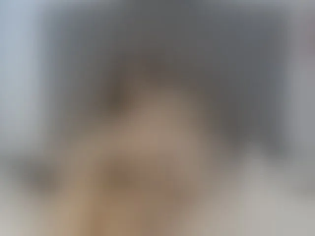 Live sex webcam photo for laurenchubby #290414736