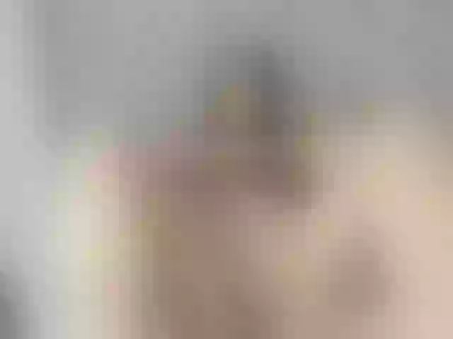 Live sex webcam photo for laurenchubby #290991122