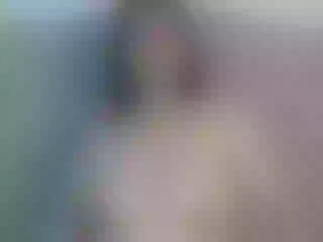 Live sex webcam photo for laurenchubby #291238441