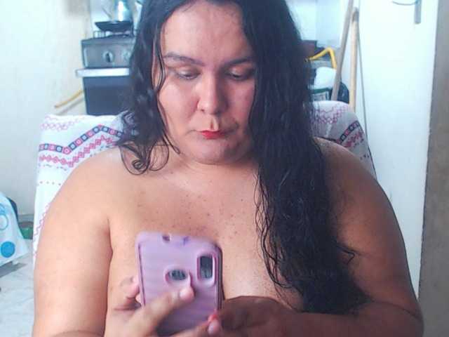 Live sex webcam photo for laurenchynax #276464939