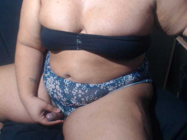 Live sex webcam photo for laurenchynax #277708486