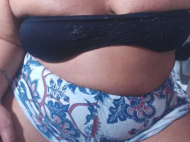 Live sex webcam photo for laurenchynax #290419902