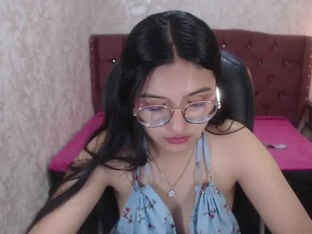 Live sex webcam photo for laurenelove #291200981