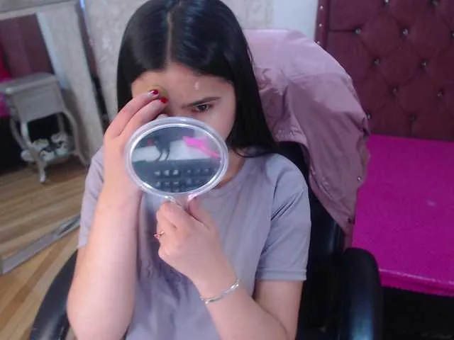 Live sex webcam photo for laurenelove #291348144