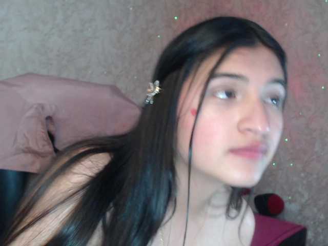 Live sex webcam photo for laurenelove #291441337