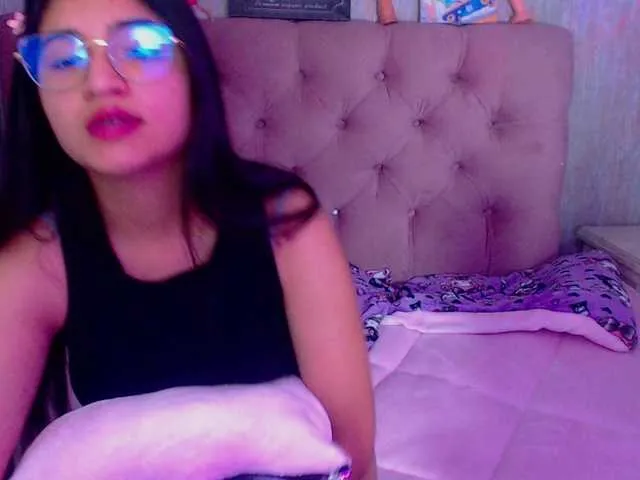 Live sex webcam photo for laurenelove #291817064