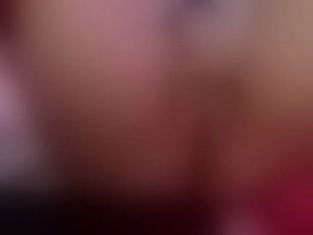 Live sex webcam photo for laurenelove #291946347