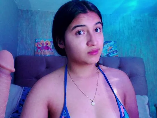 Live sex webcam photo for laurenelove #292065802