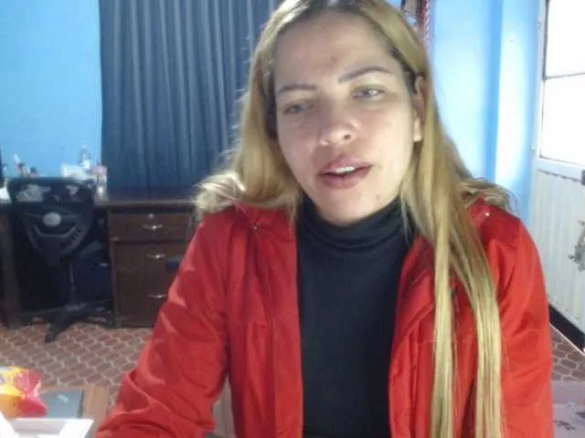 Live sex webcam photo for laurenmarlyn #276885664