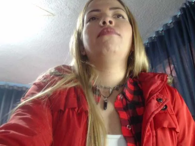 Live sex webcam photo for laurenmarlyn #276891421