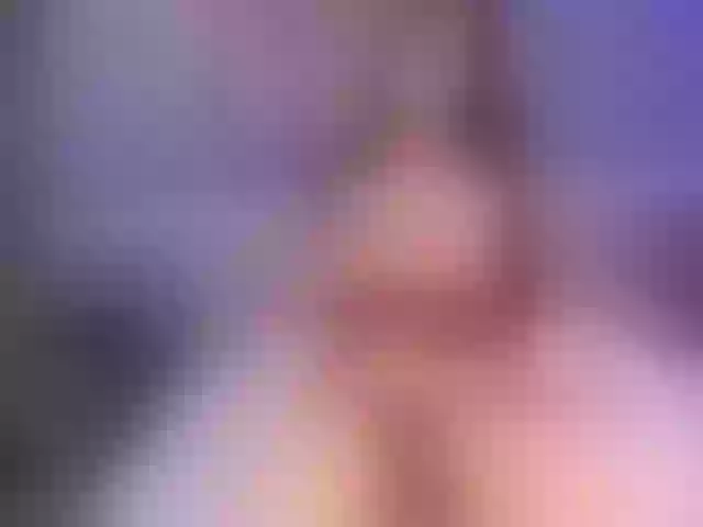 Live sex webcam photo for laurentscoott #272326745