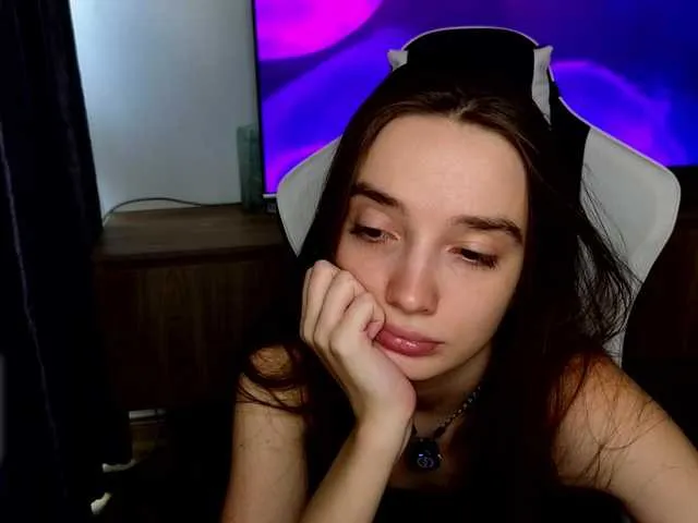 Live sex webcam photo for laxyflaxy #291291341