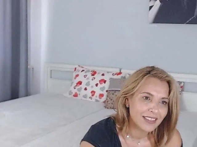 Live sex webcam photo for layla2022 #275864748