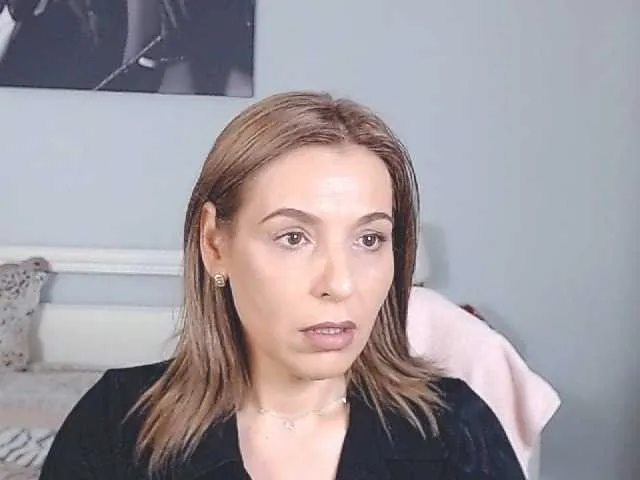 Live sex webcam photo for layla2022 #276252222