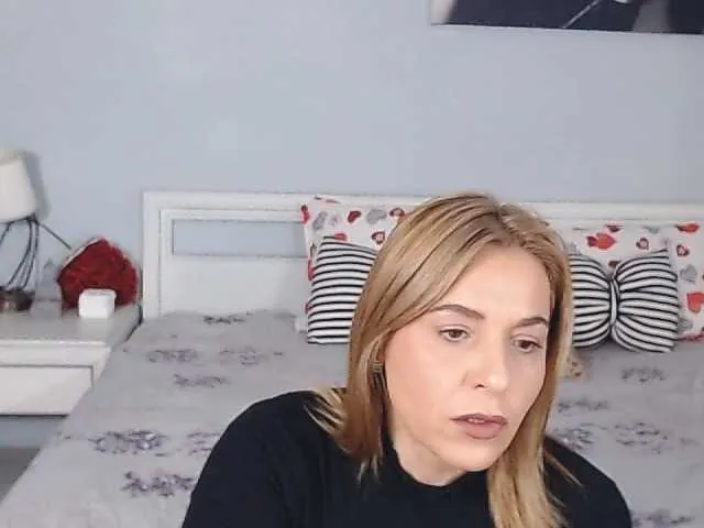 Live sex webcam photo for layla2022 #276450610