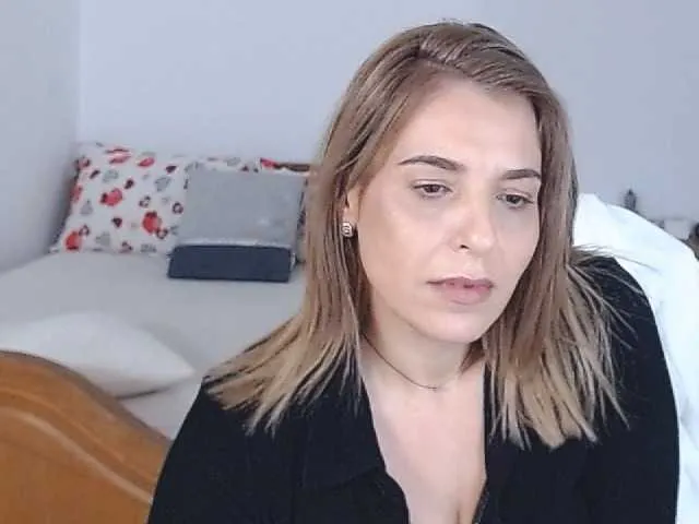 Live sex webcam photo for layla2022 #276913557