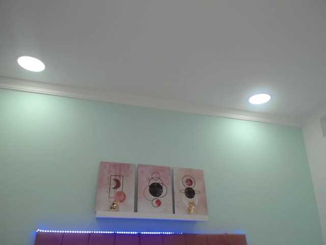 Live sex webcam photo for leaan-angel #274511782