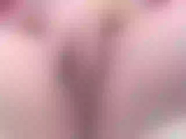Live sex webcam photo for leahbella21 #275584301