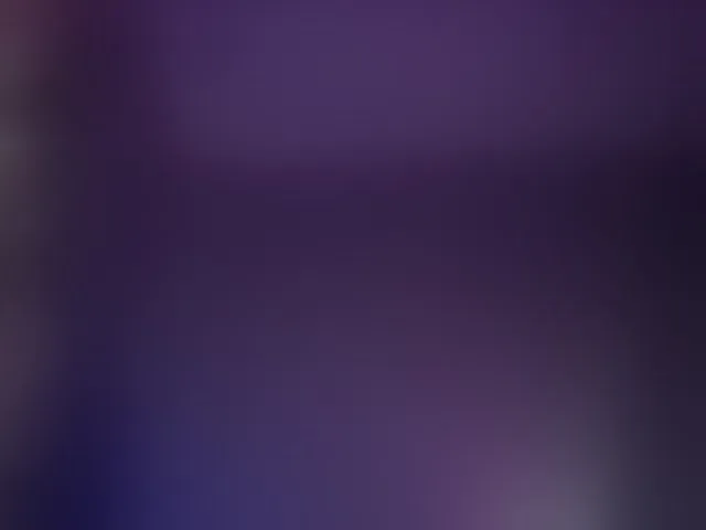 Live sex webcam photo for leehaeun7 #293396107