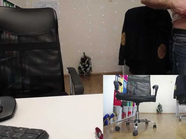 Live sex webcam photo for legsoffice #277033285