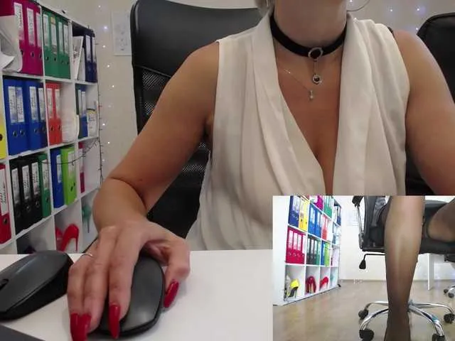 Live sex webcam photo for legsoffice #278180227