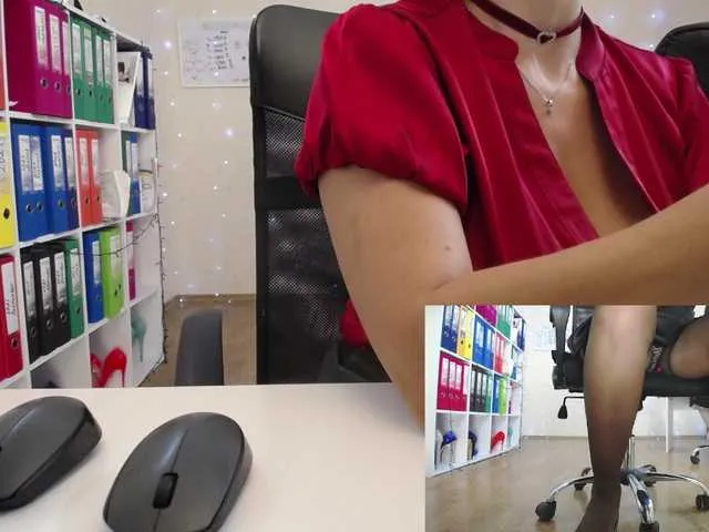 Live sex webcam photo for legsoffice #278938033