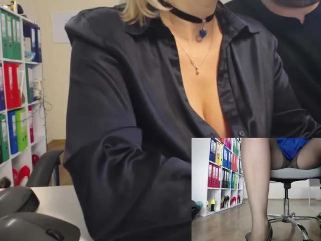 Live sex webcam photo for legsoffice #290566605