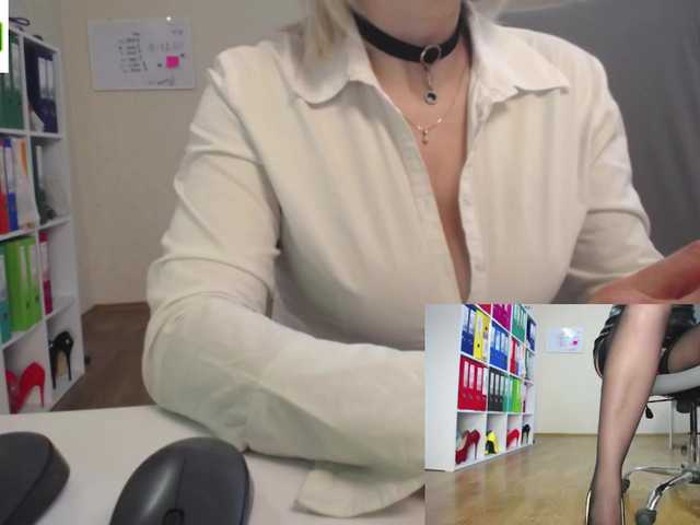 Live sex webcam photo for legsoffice #291013719