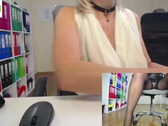 Live sex webcam photo for legsoffice #291185148