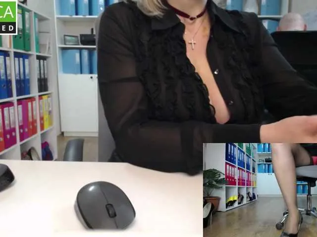 Live sex webcam photo for legsoffice #293310725