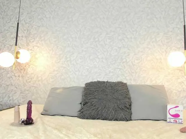 Live sex webcam photo for leigh-angels #293031984