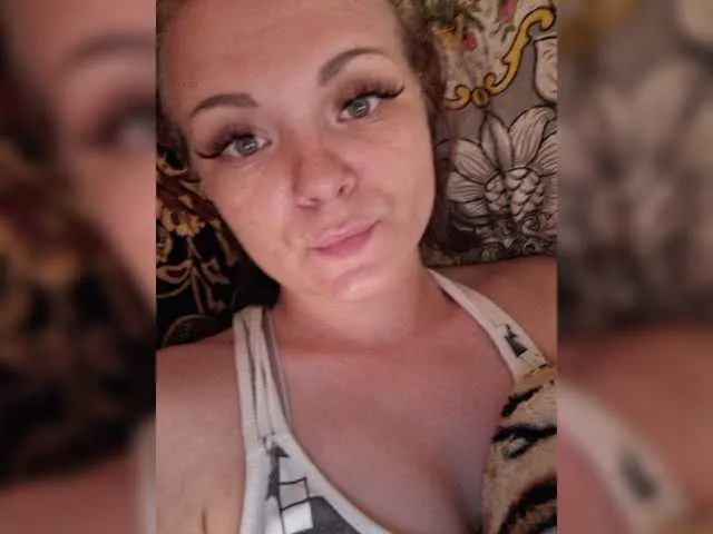 Live sex webcam photo for leila17 #275655366