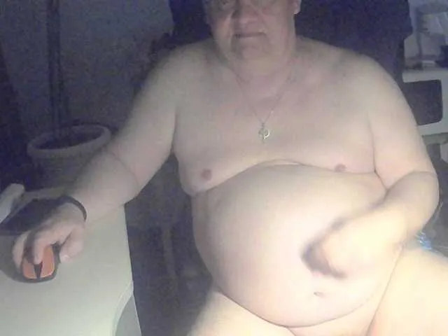 Live sex webcam photo for leo2008842 #274200335