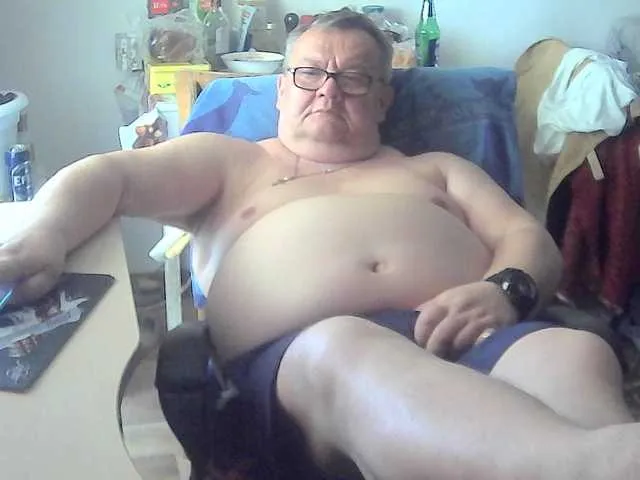 Live sex webcam photo for leo2008842 #291219130