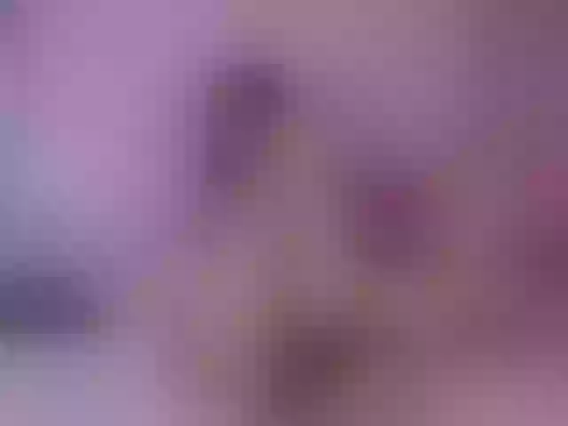 Live sex webcam photo for leona-star #277854047