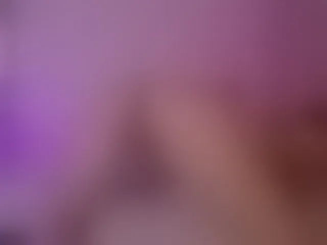 Live sex webcam photo for leona-star #277871939