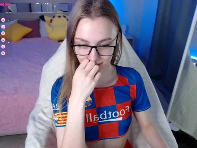 Live sex webcam photo for lesicandy #275584300