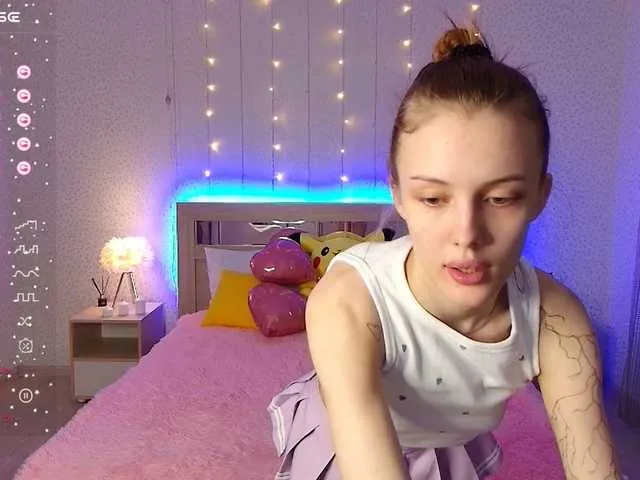 Live sex webcam photo for lesicandy #278103441