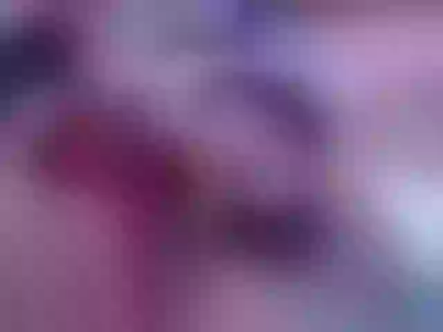 Live sex webcam photo for leslie-valets #275734076